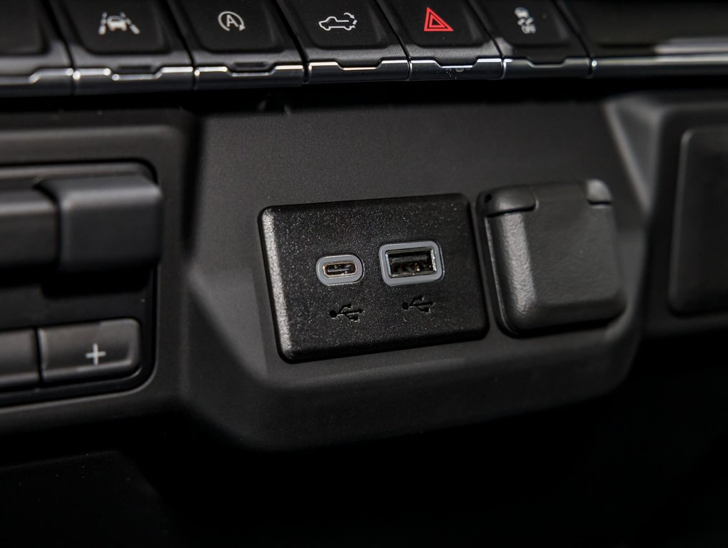 2025 GMC Sierra 1500 in St-Jérôme, Quebec - 25 - w1024h768px