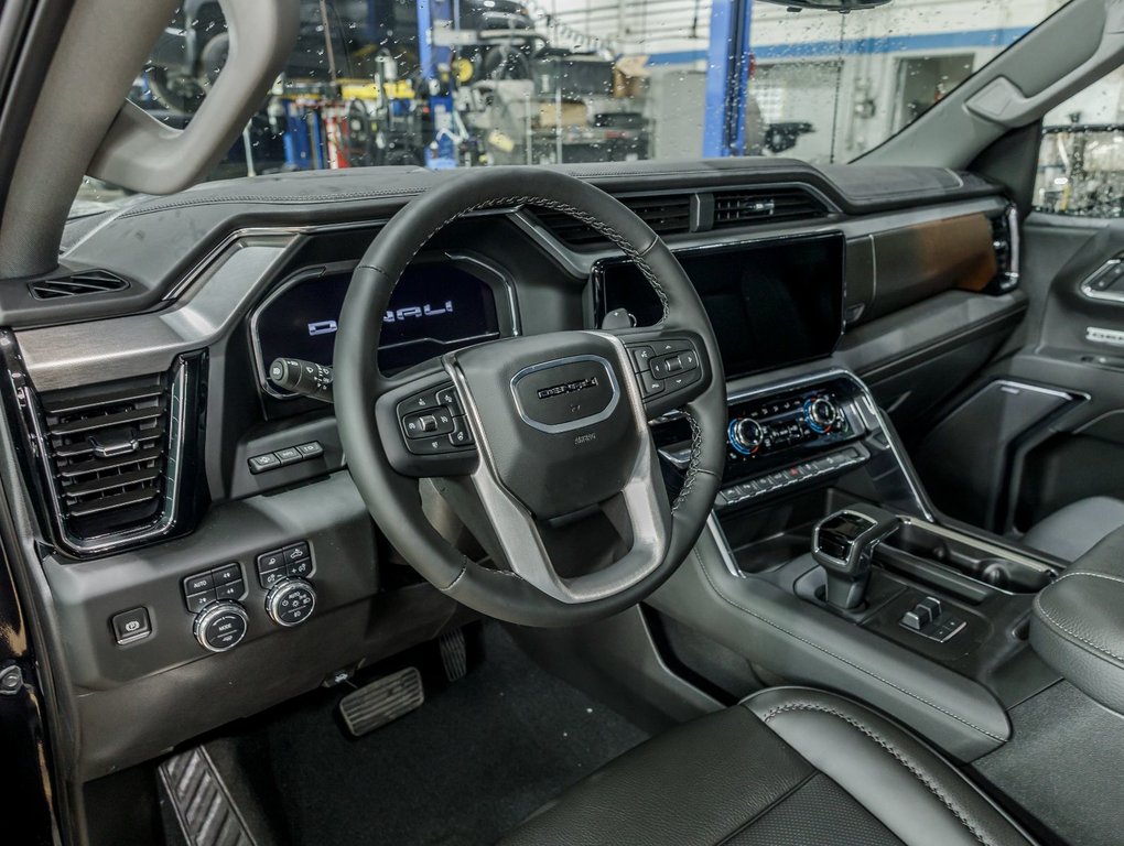 2025 GMC Sierra 1500 in St-Jérôme, Quebec - 12 - w1024h768px