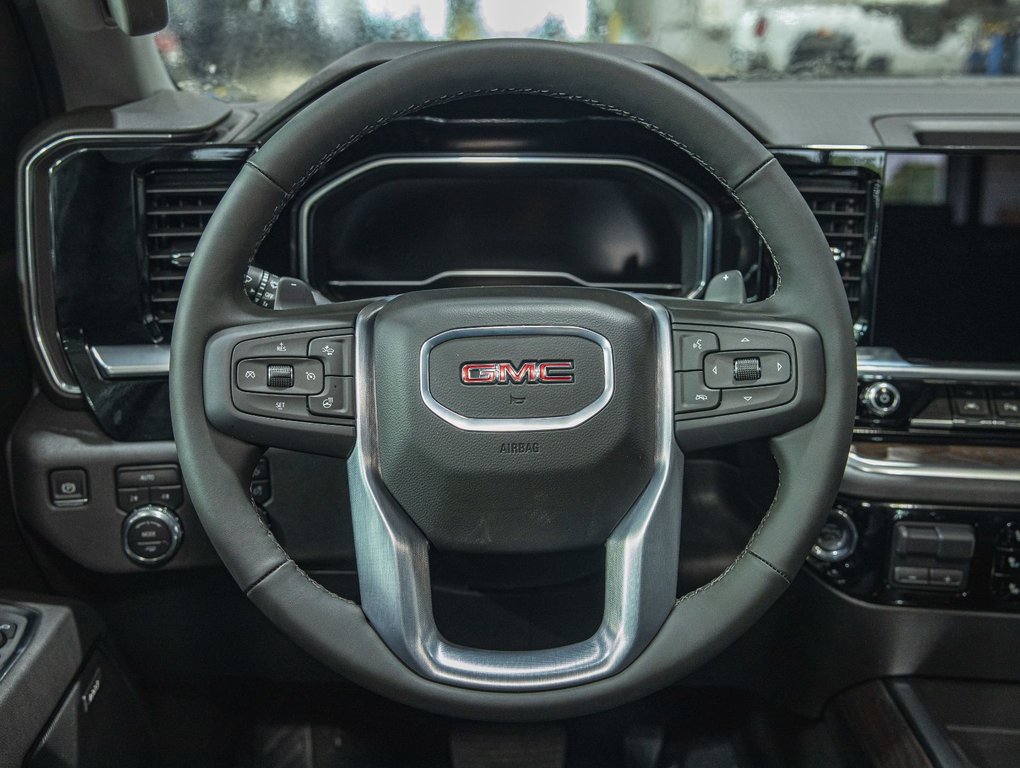 2025 GMC Sierra 1500 in St-Jérôme, Quebec - 13 - w1024h768px