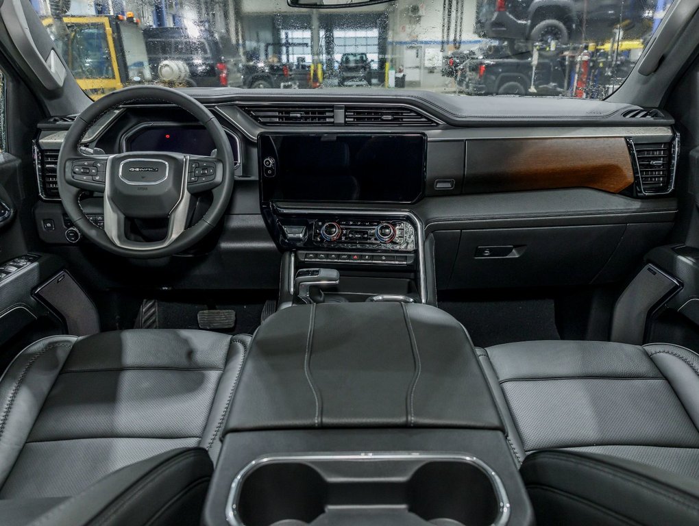 2025 GMC Sierra 1500 in St-Jérôme, Quebec - 4 - w1024h768px