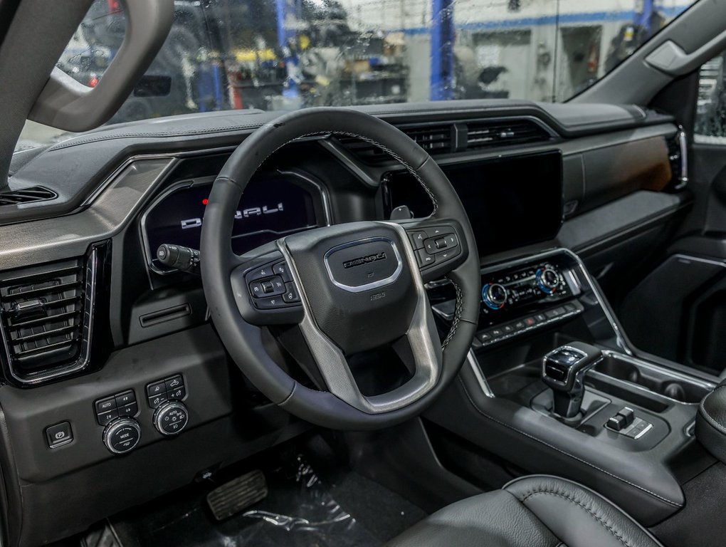 2025 GMC Sierra 1500 in St-Jérôme, Quebec - 12 - w1024h768px