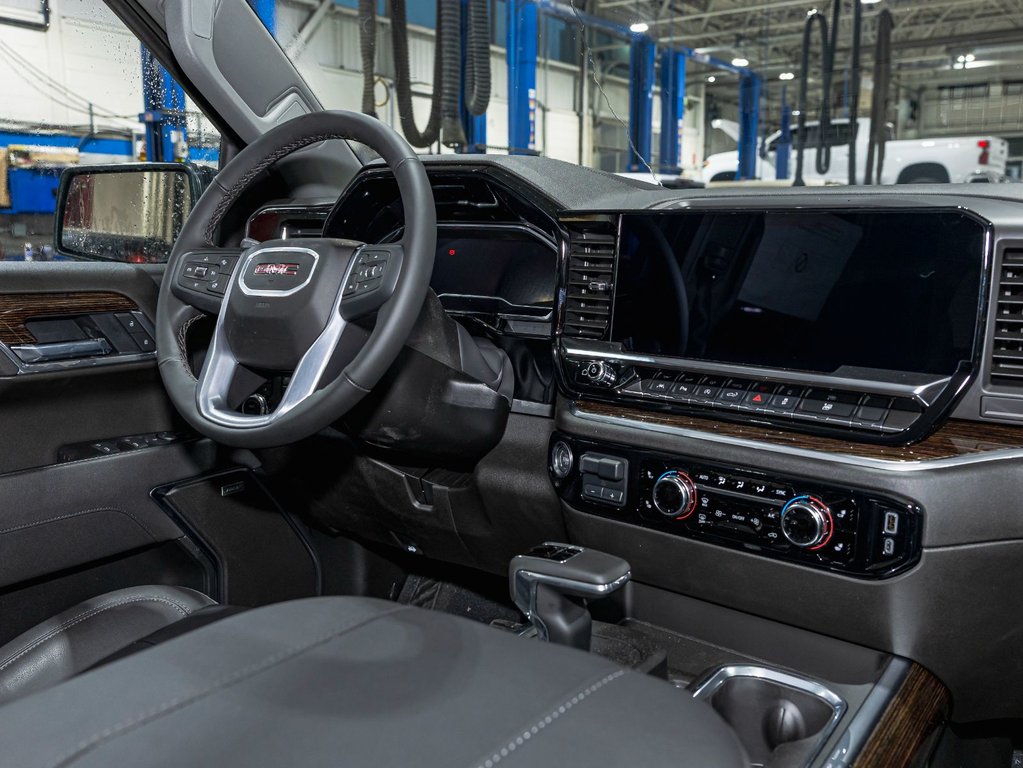2025 GMC Sierra 1500 in St-Jérôme, Quebec - 30 - w1024h768px