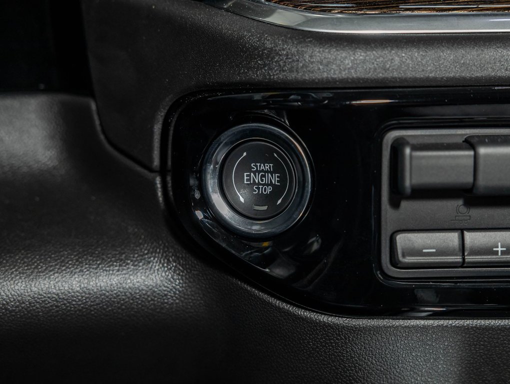 2025 GMC Sierra 1500 in St-Jérôme, Quebec - 20 - w1024h768px