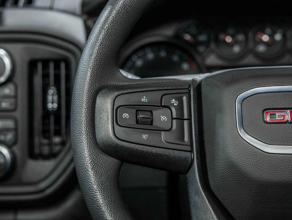 2026 GMC Sierra 1500 in St-Jérôme, Quebec - 13 - w1024h768px