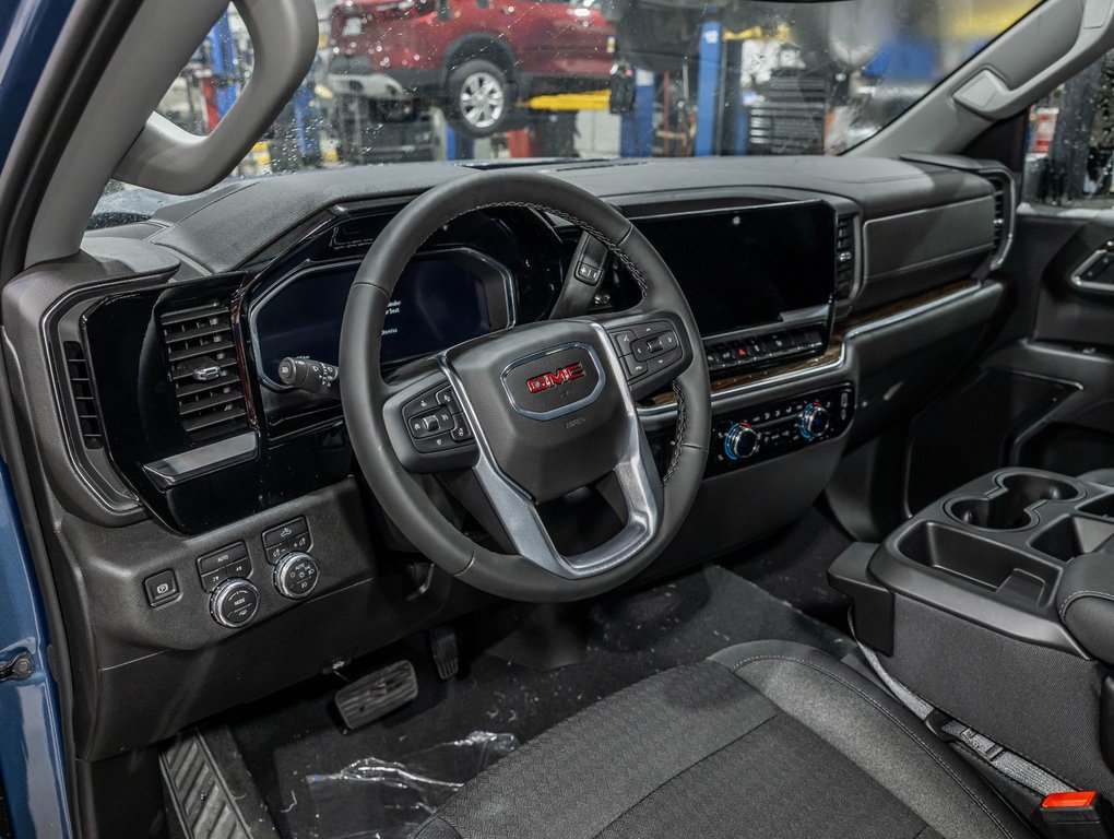 2026 GMC Sierra 1500 in St-Jérôme, Quebec - 12 - w1024h768px