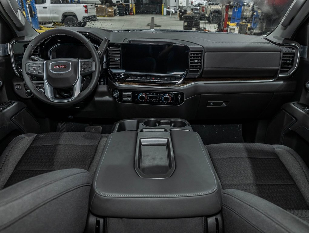 2026 GMC Sierra 1500 in St-Jérôme, Quebec - 4 - w1024h768px