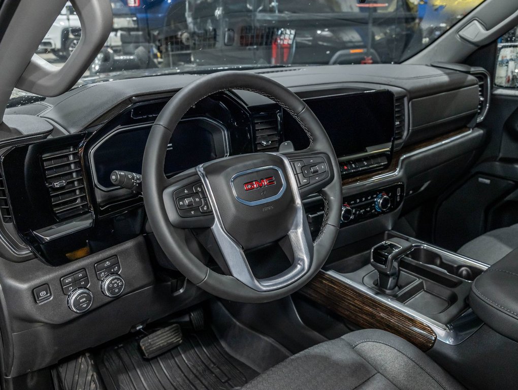 2026 GMC Sierra 1500 in St-Jérôme, Quebec - 12 - w1024h768px