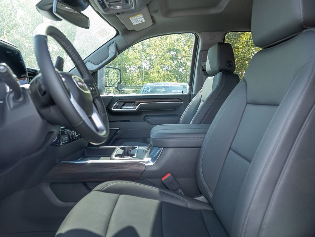 2024 GMC Sierra 2500 HD in St-Jérôme, Quebec - 12 - w1024h768px