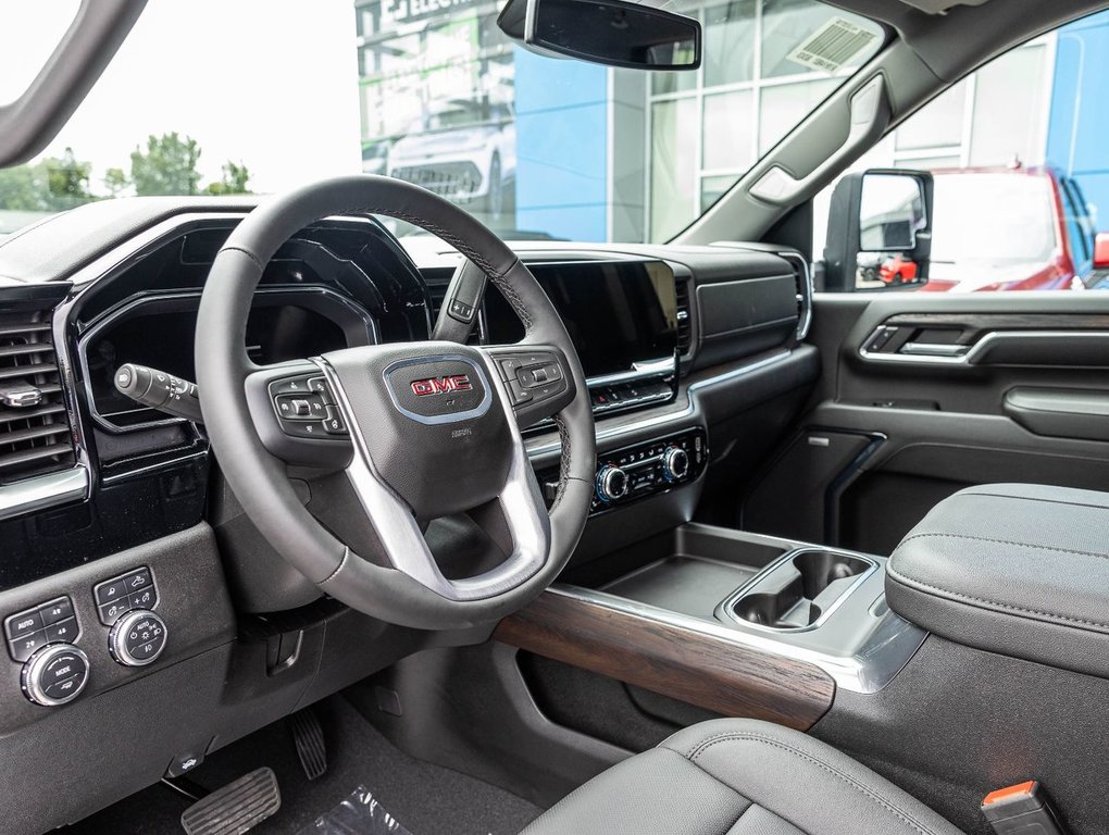 2024 GMC Sierra 2500 HD in St-Jérôme, Quebec - 11 - w1024h768px