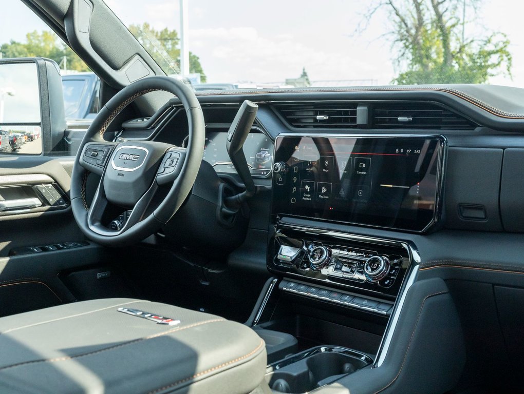 2025 GMC Sierra 2500 HD in St-Jérôme, Quebec - 37 - w1024h768px