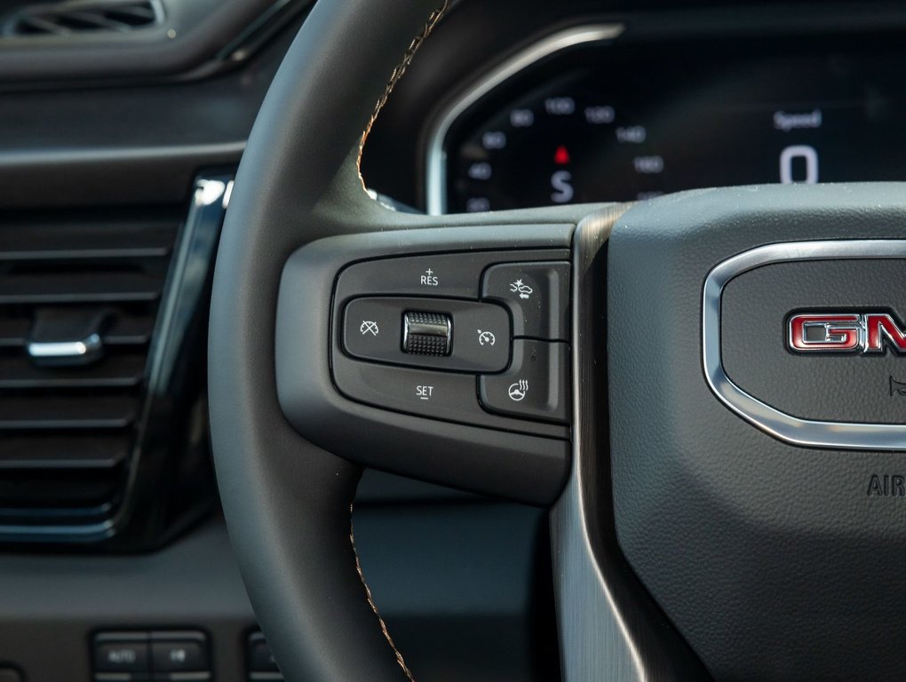 2025 GMC Sierra 2500 HD in St-Jérôme, Quebec - 18 - w1024h768px