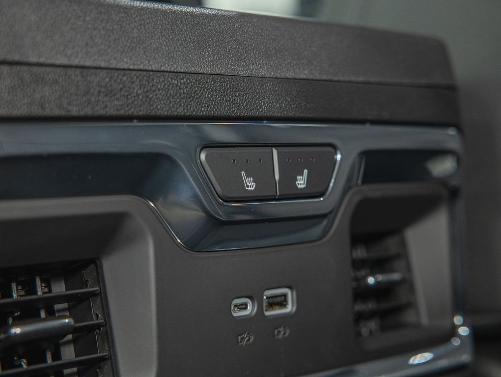 2025 GMC Sierra 2500 HD in St-Jérôme, Quebec - 34 - w1024h768px