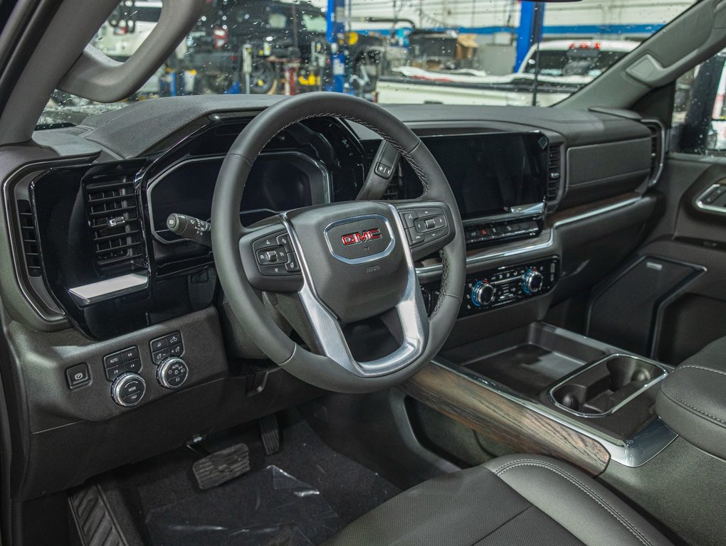 2025 GMC Sierra 2500 HD in St-Jérôme, Quebec - 12 - w1024h768px