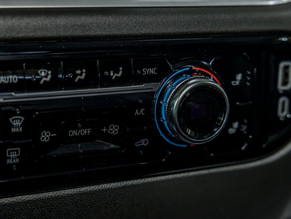 2025 GMC Sierra 2500 HD in St-Jérôme, Quebec - 24 - w1024h768px