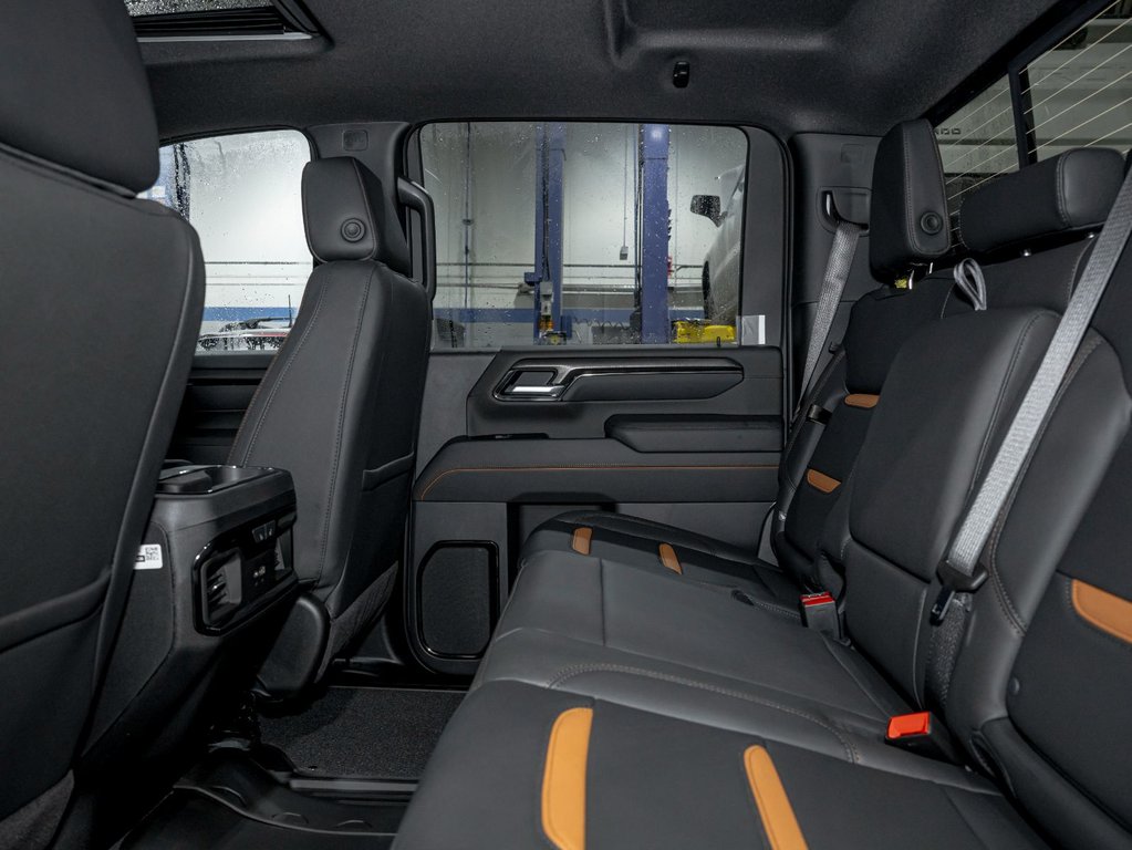 GMC Sierra 2500 HD  2026 à St-Jérôme, Québec - 32 - w1024h768px