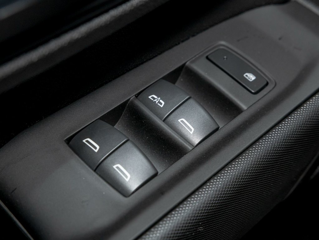 2026 GMC Sierra 2500 HD in St-Jérôme, Quebec - 23 - w1024h768px