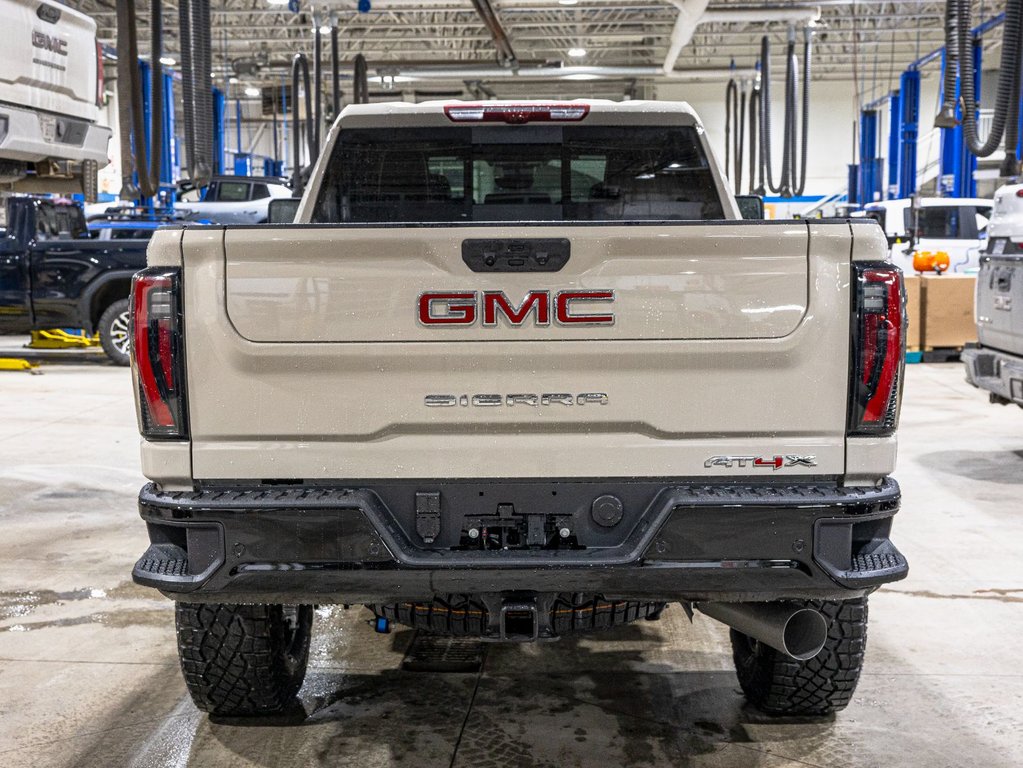 2026 GMC Sierra 2500 HD in St-Jérôme, Quebec - 8 - w1024h768px