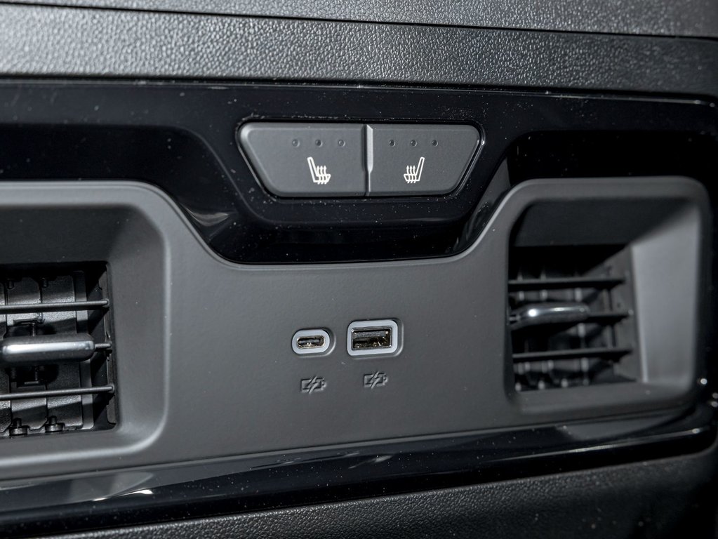 2026 GMC Sierra 2500 HD in St-Jérôme, Quebec - 33 - w1024h768px