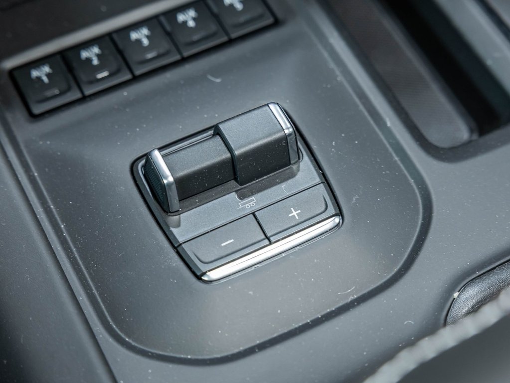 2026 GMC Sierra 2500 HD in St-Jérôme, Quebec - 27 - w1024h768px