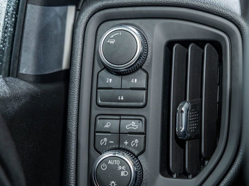 2026 GMC Sierra 2500 HD in St-Jérôme, Quebec - 25 - w1024h768px