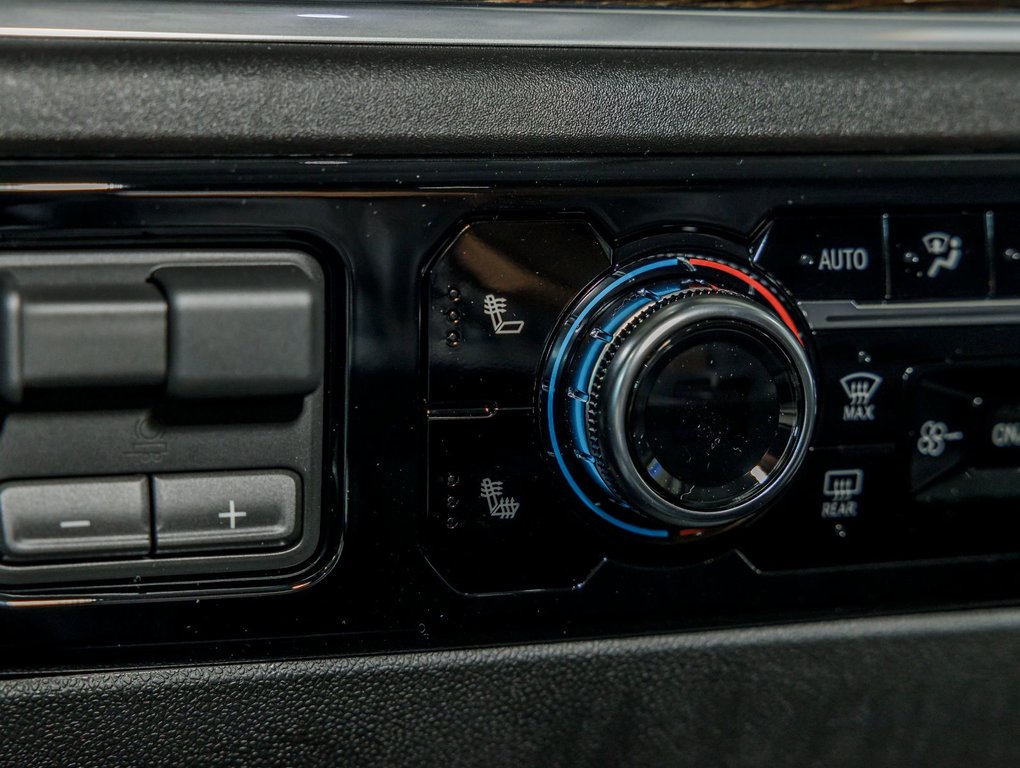 2026 GMC Sierra 2500 HD in St-Jérôme, Quebec - 23 - w1024h768px