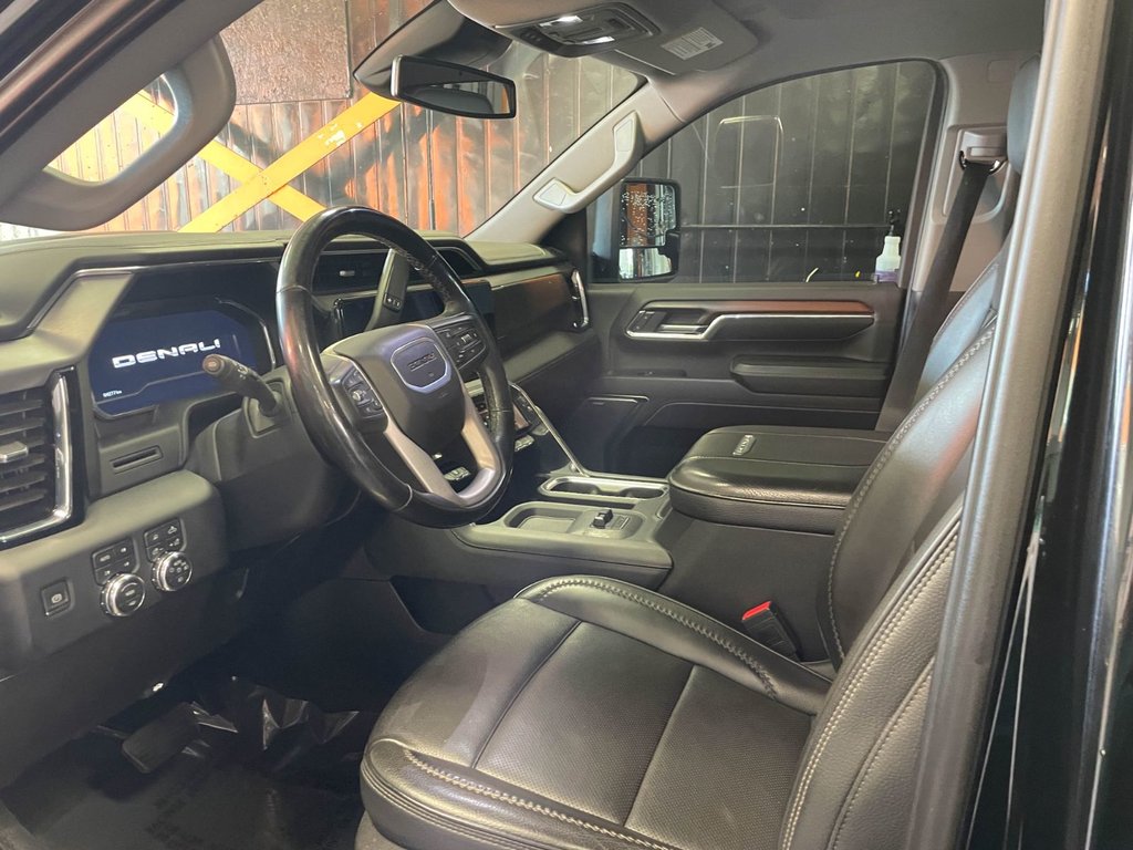 2024 GMC Sierra 2500HD in St-Jérôme, Quebec - 4 - w1024h768px