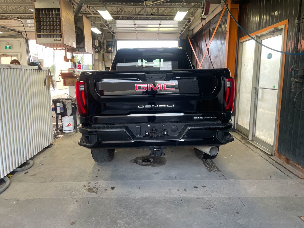 2024 GMC Sierra 2500HD in St-Jérôme, Quebec - 8 - w1024h768px
