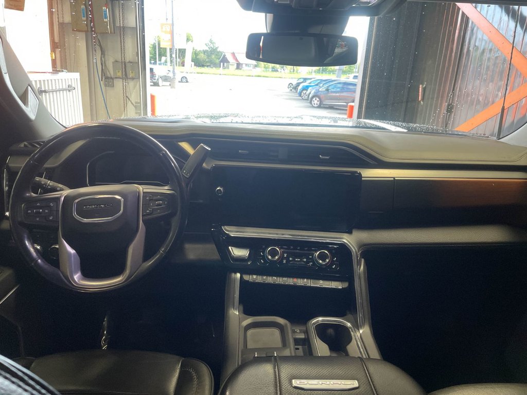 2024 GMC Sierra 2500HD in St-Jérôme, Quebec - 12 - w1024h768px