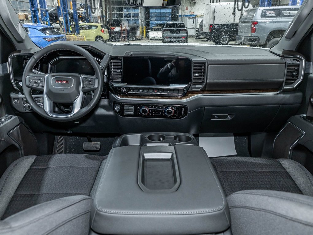 2026 GMC Sierra 2500HD in St-Jérôme, Quebec - 4 - w1024h768px