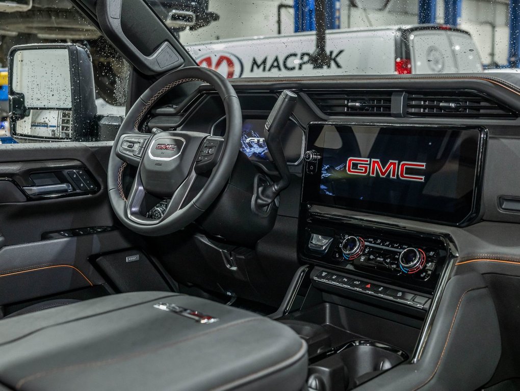 2026 GMC Sierra 3500 HD in St-Jérôme, Quebec - 32 - w1024h768px