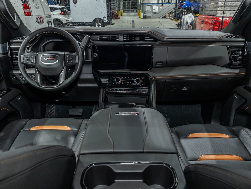 2026 GMC Sierra 3500 HD in St-Jérôme, Quebec - 4 - w1024h768px