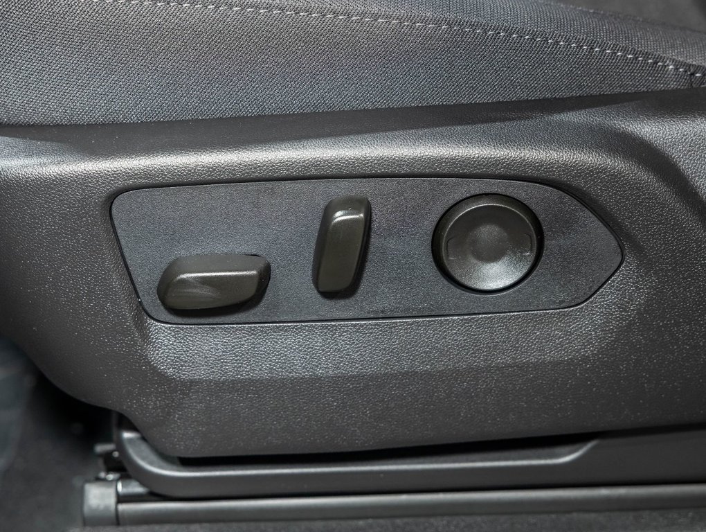 GMC Sierra 3500 HD  2026 à St-Jérôme, Québec - 26 - w1024h768px