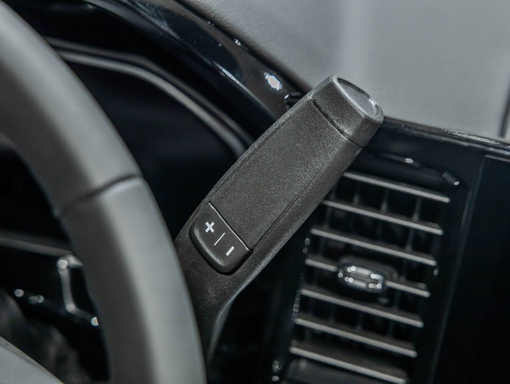 GMC Sierra 3500 HD  2026 à St-Jérôme, Québec - 17 - w1024h768px