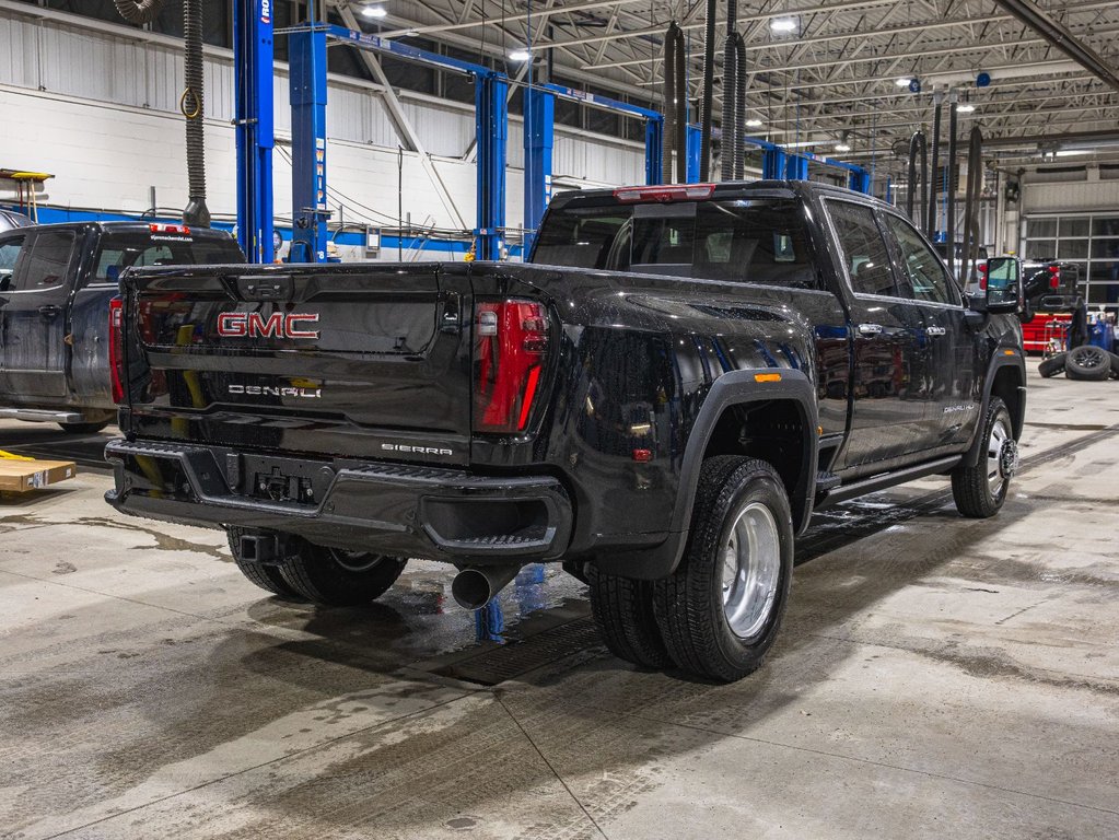 2026 GMC Sierra 3500 HD in St-Jérôme, Quebec - 9 - w1024h768px