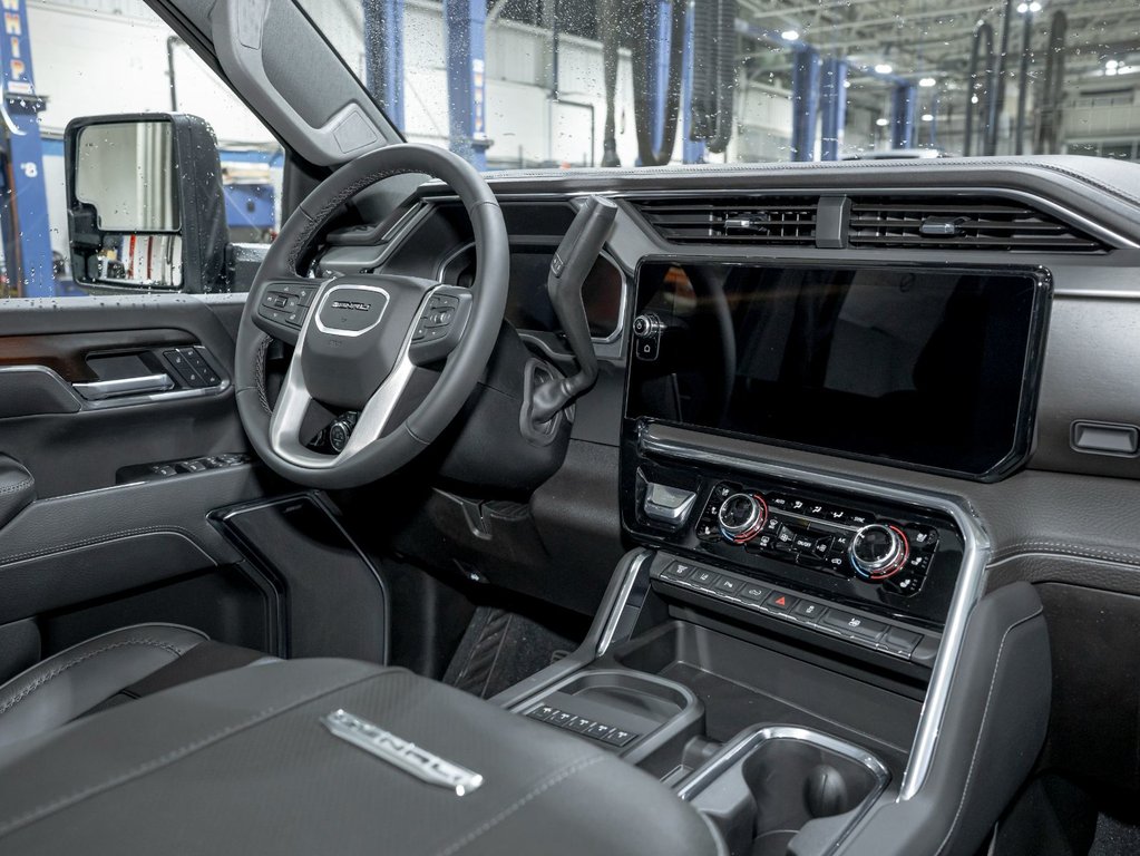 2026 GMC Sierra 3500 HD in St-Jérôme, Quebec - 31 - w1024h768px