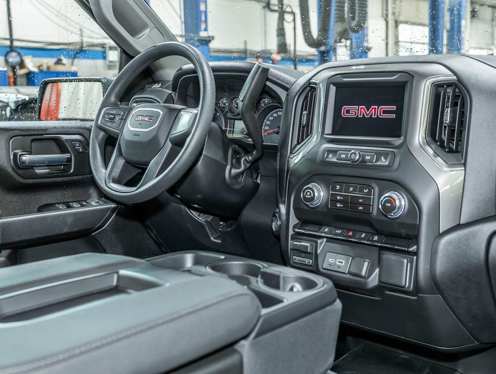 GMC Sierra 3500 HD  2026 à St-Jérôme, Québec - 26 - w1024h768px