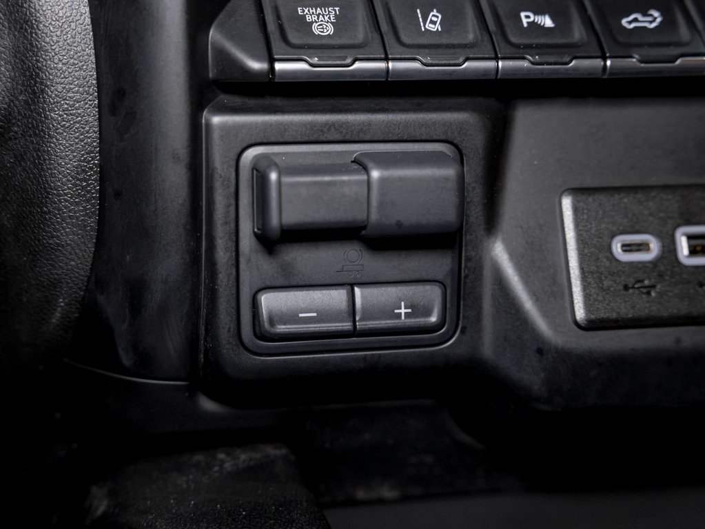 GMC Sierra 3500HD  2023 à St-Jérôme, Québec - 28 - w1024h768px