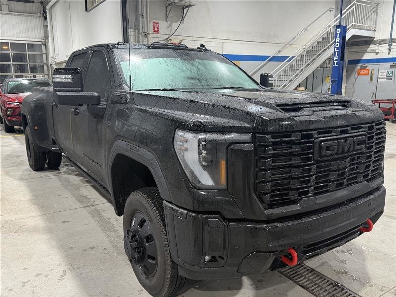 2025 GMC Sierra 3500HD in St-Jérôme, Quebec - 8 - w1024h768px