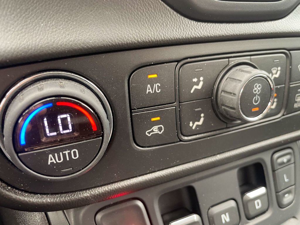 2019 GMC Terrain in St-Jérôme, Quebec - 17 - w1024h768px