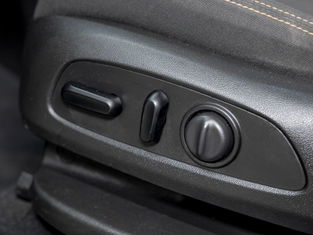 2020 GMC Terrain in St-Jérôme, Quebec - 25 - w1024h768px