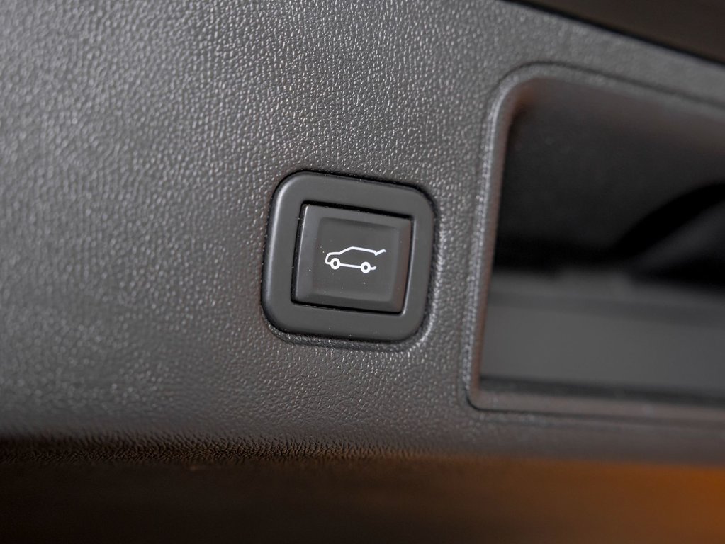 2020 GMC Terrain in St-Jérôme, Quebec - 33 - w1024h768px