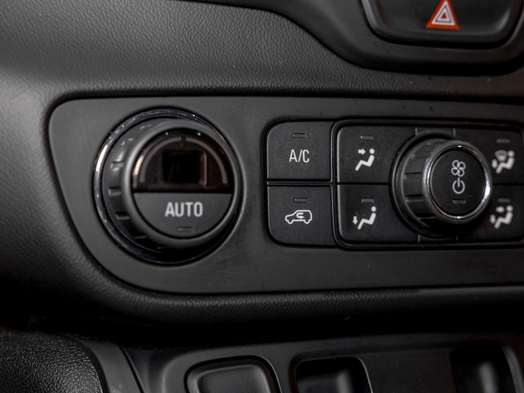 2021 GMC Terrain in St-Jérôme, Quebec - 20 - w1024h768px