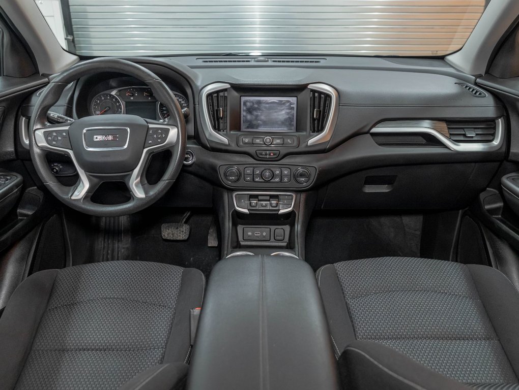 GMC Terrain  2022 à St-Jérôme, Québec - 11 - w1024h768px