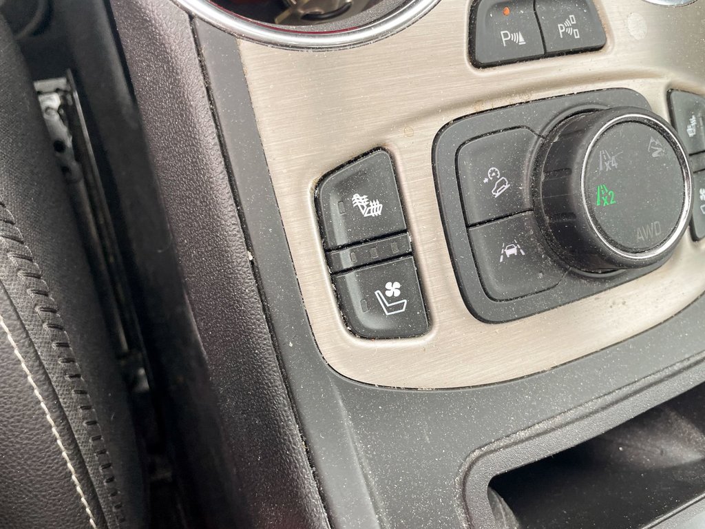 GMC Terrain  2023 à St-Jérôme, Québec - 13 - w1024h768px