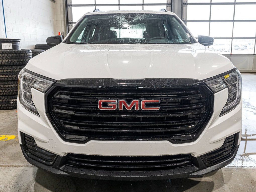 2024 GMC Terrain in St-Jérôme, Quebec - 2 - w1024h768px