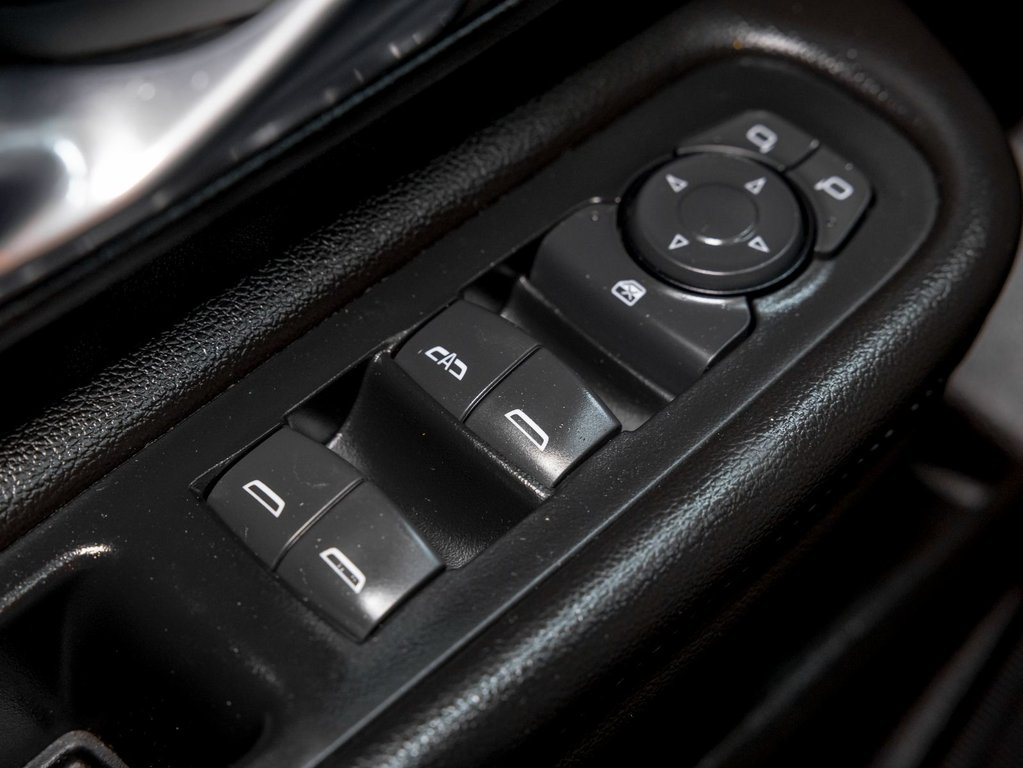 2024 GMC Terrain in St-Jérôme, Quebec - 25 - w1024h768px