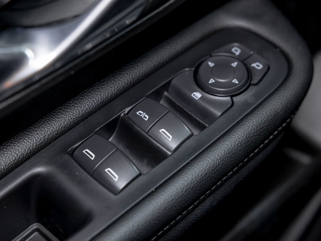 2024 GMC Terrain in St-Jérôme, Quebec - 25 - w1024h768px