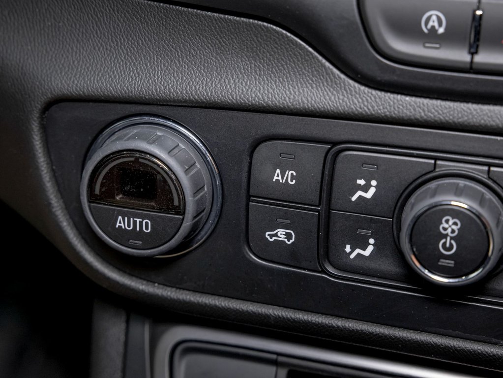 2024 GMC Terrain in St-Jérôme, Quebec - 23 - w1024h768px