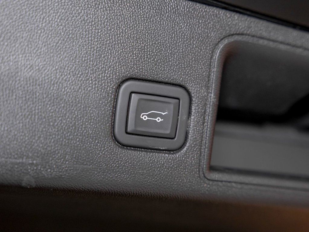 2024 GMC Terrain in St-Jérôme, Quebec - 36 - w1024h768px