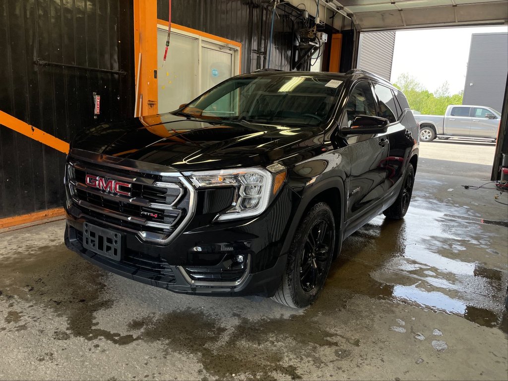 2024 GMC Terrain in St-Jérôme, Quebec - 1 - w1024h768px